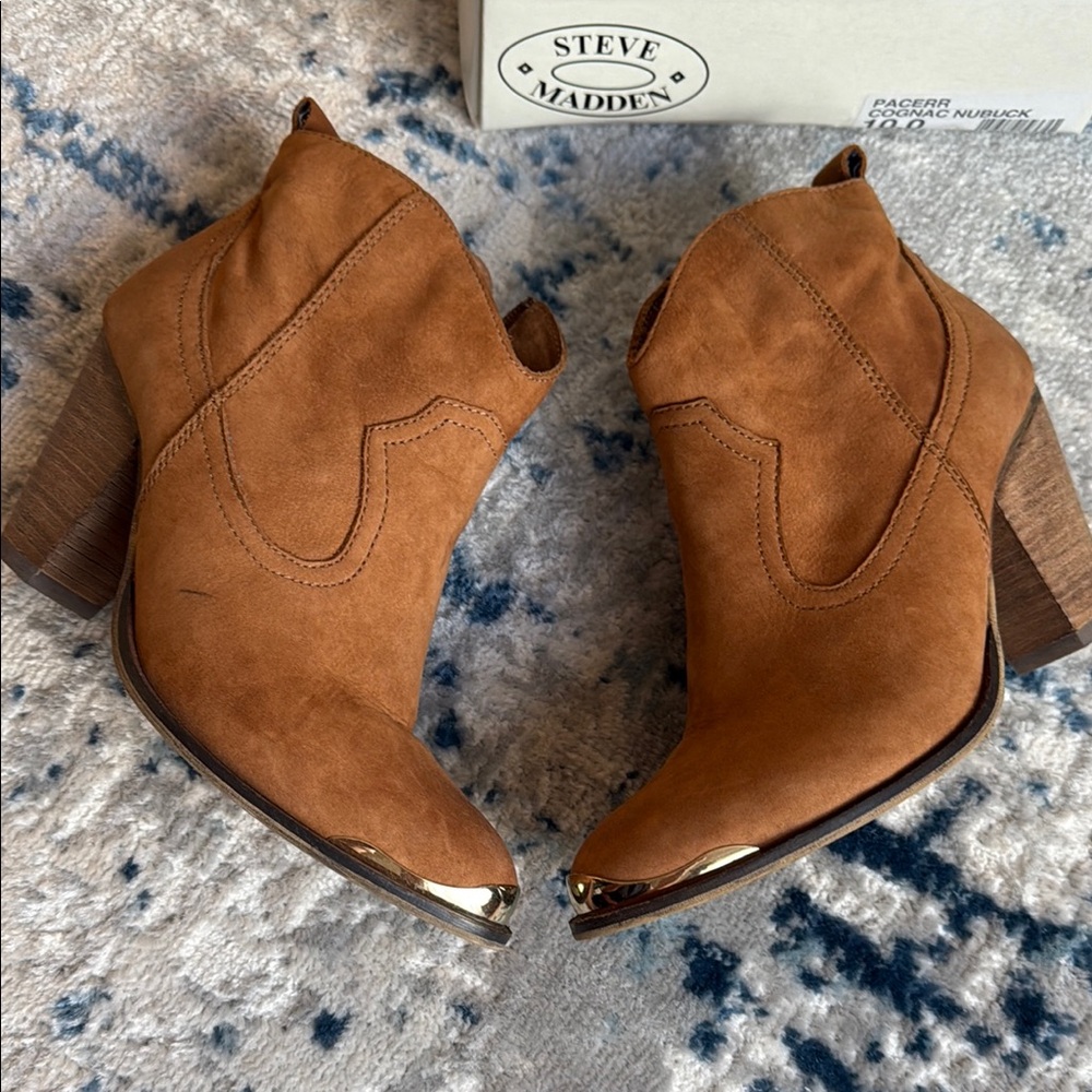 Steve Madden Women's Tan Ankle Boots